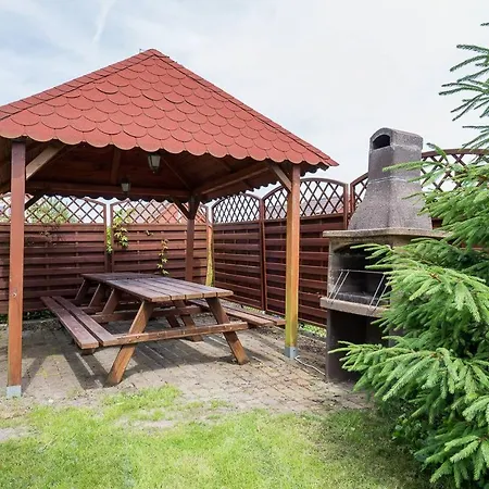Tasarz 2 Bed & Breakfast