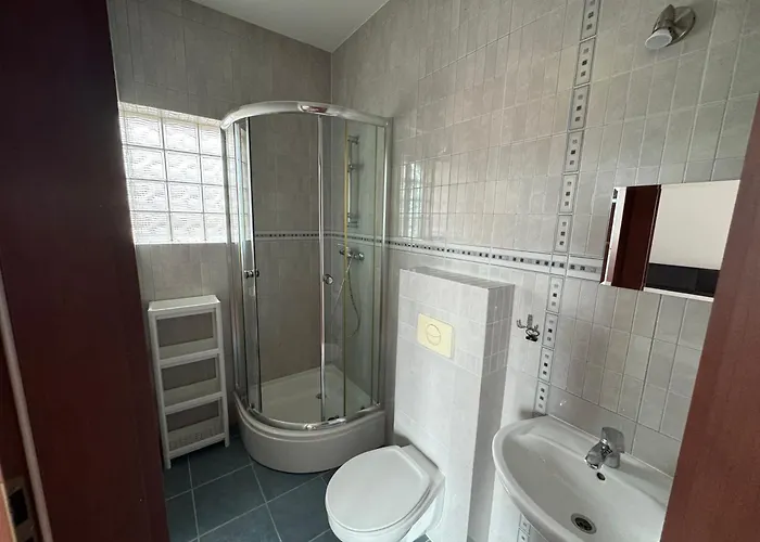 Tasarz 2 فندق مبيت وإفطار